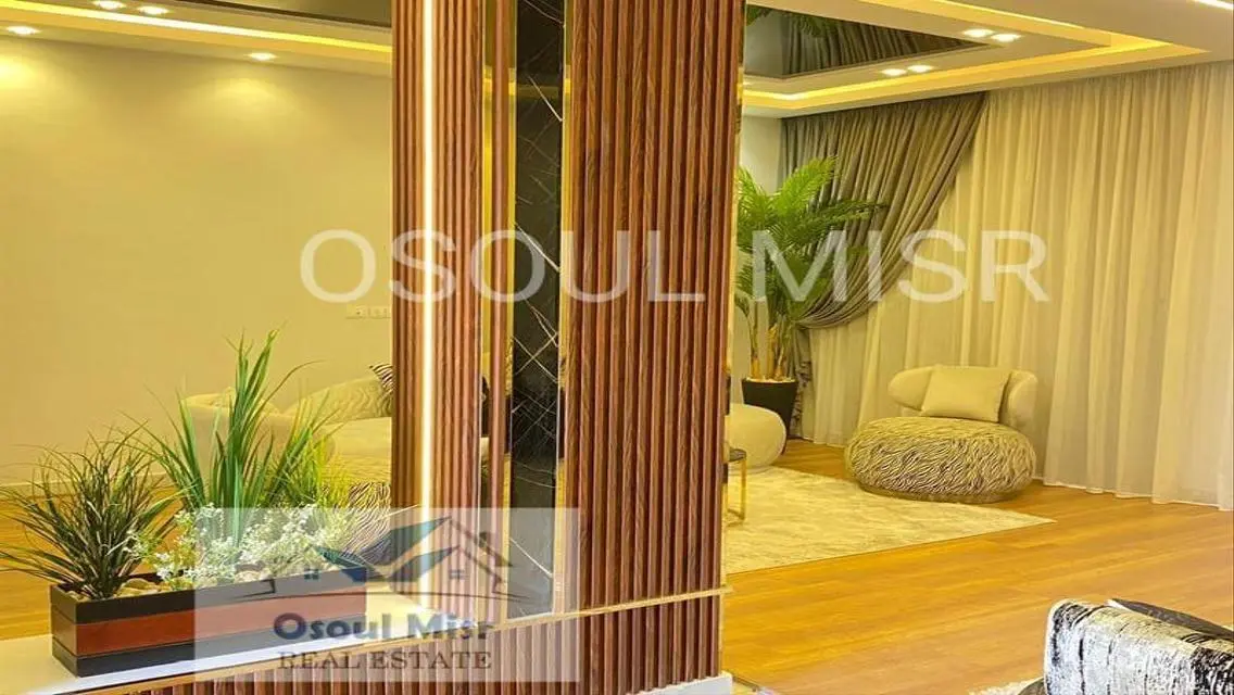 Luxury Apartment with Private Garden in the Heart of the City