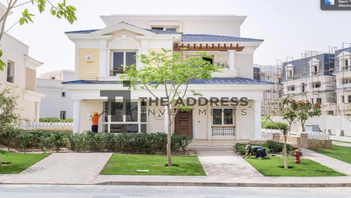 Luxury Villa for Sale in AUC Area