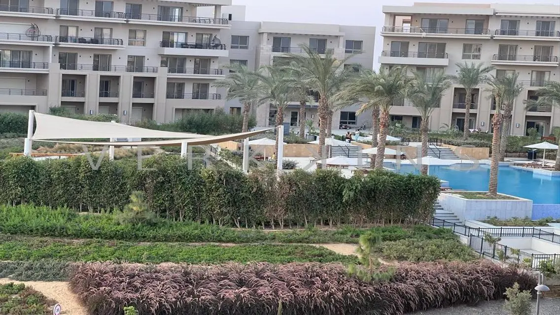 شقة فاخرة حديثة للبيع في موقع متميز