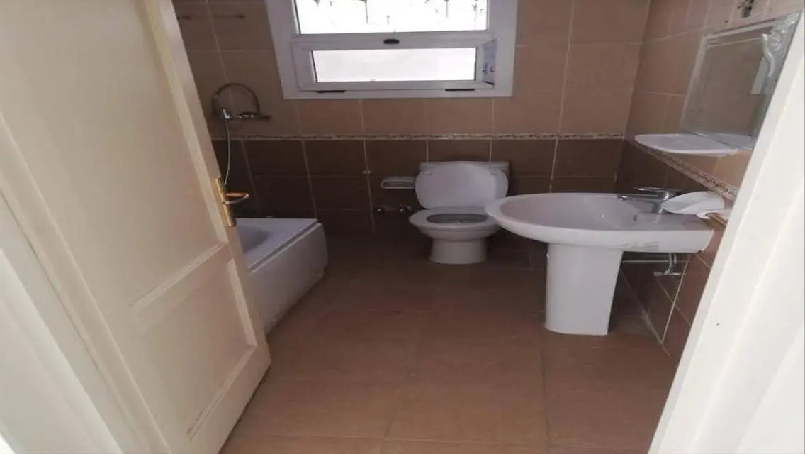 Distinctive 180 sqm Apartment for Sale in Al Rehab