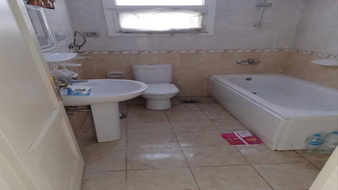 Distinctive 180 sqm Apartment for Sale in Al Rehab