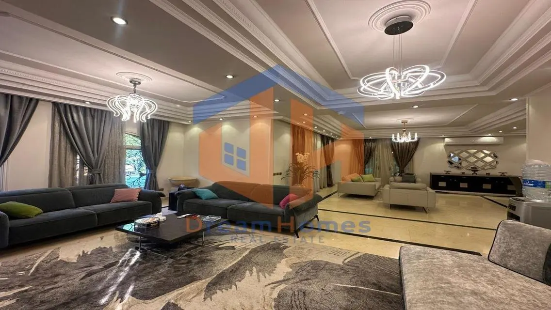 Luxurious Villa with Spacious Garden in Abdelzahir