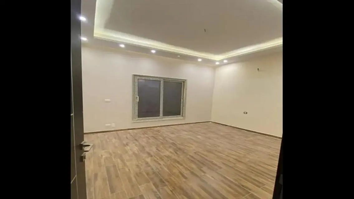 Luxury Apartment for Sale Near Lakes