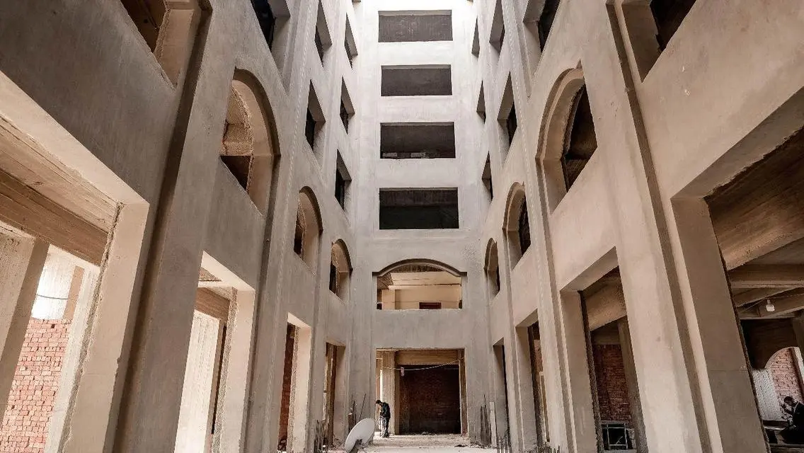 Luxury Apartment in Aldau Heights with Lake View