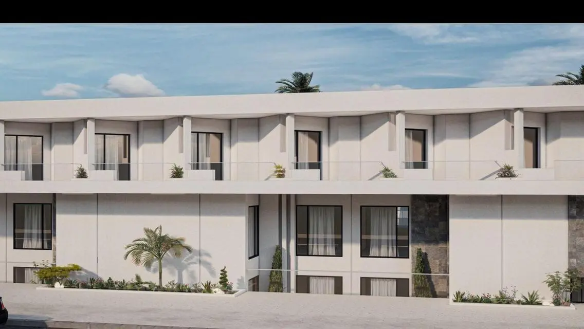 Luxury Apartment Overlooking Lakes