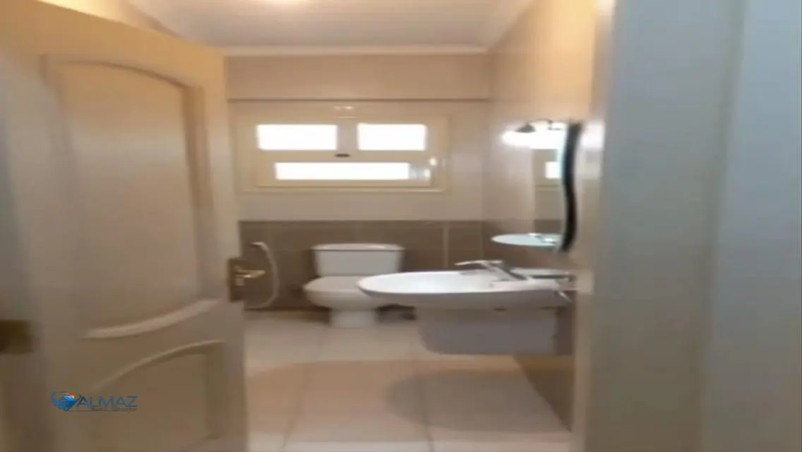 شقة مميزة للبيع - 34