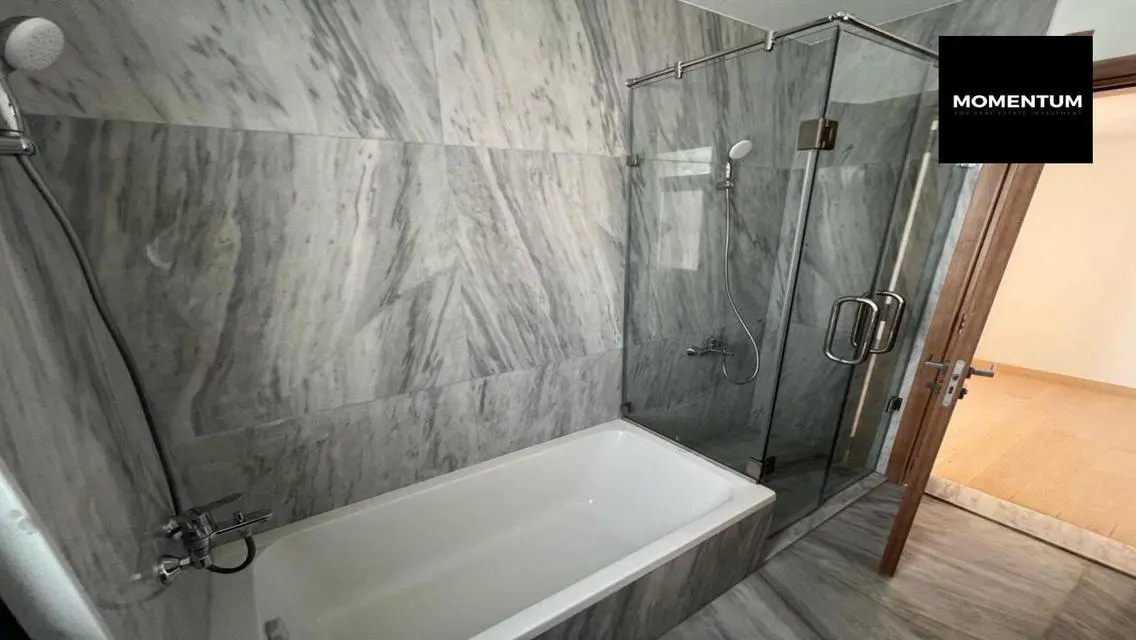 Luxury Apartment for Sale in Donia - 339 sqm
