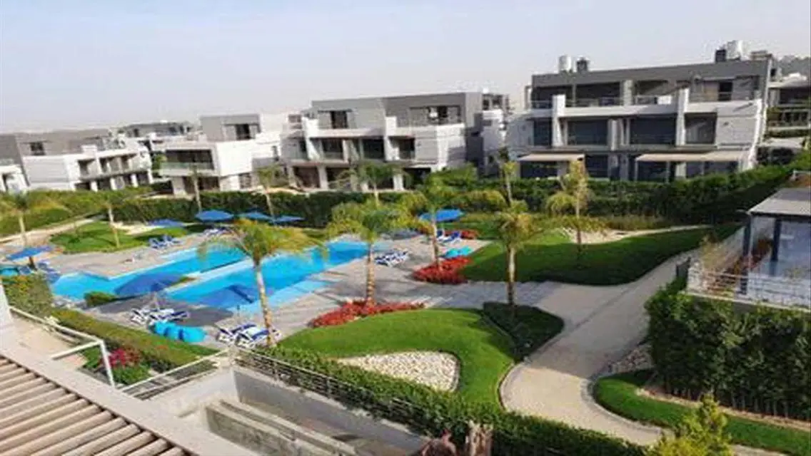 Spacious Luxury Apartment with Premium Amenities in a Prime Location