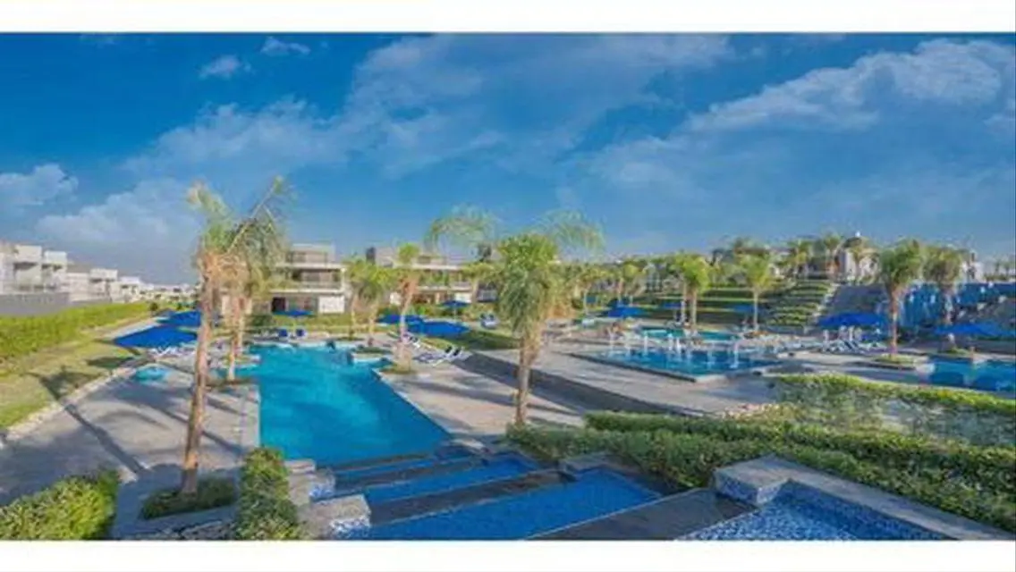 Spacious Luxury Apartment with Premium Amenities in a Prime Location