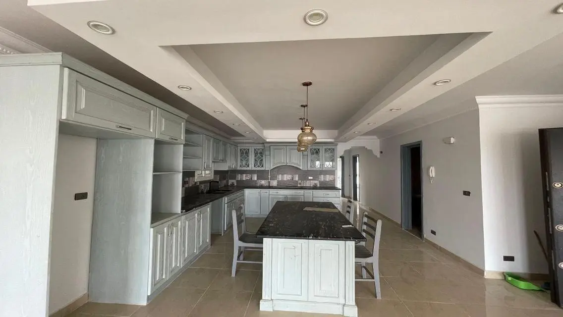 Luxury Apartment for Sale in B10 - 08
