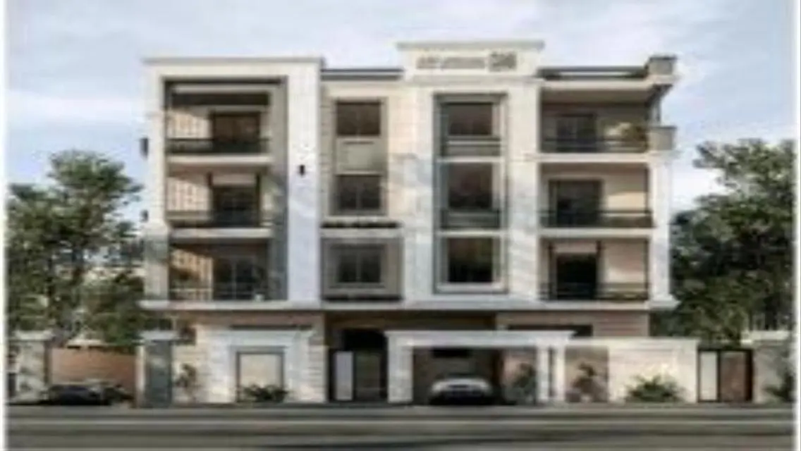 Luxury Apartment with Balcony, 150 sqm