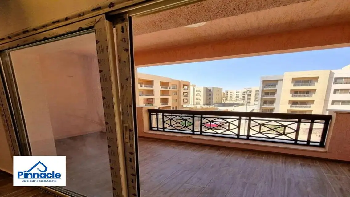 شقة مطلة على البحيرات مع تجهيزات حديثة
