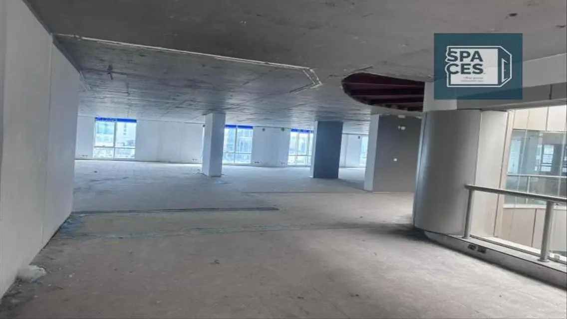 وحدة تجارية بمساحة 1500 متر للإيجار