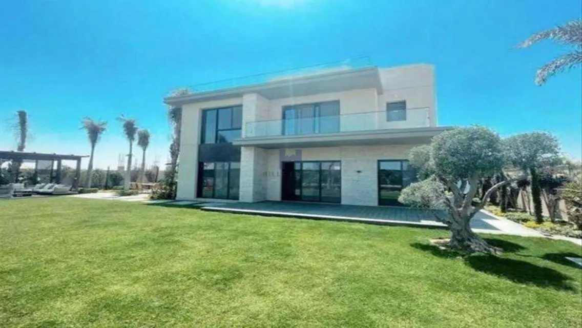 Luxury Villa for Sale with Spacious Layout