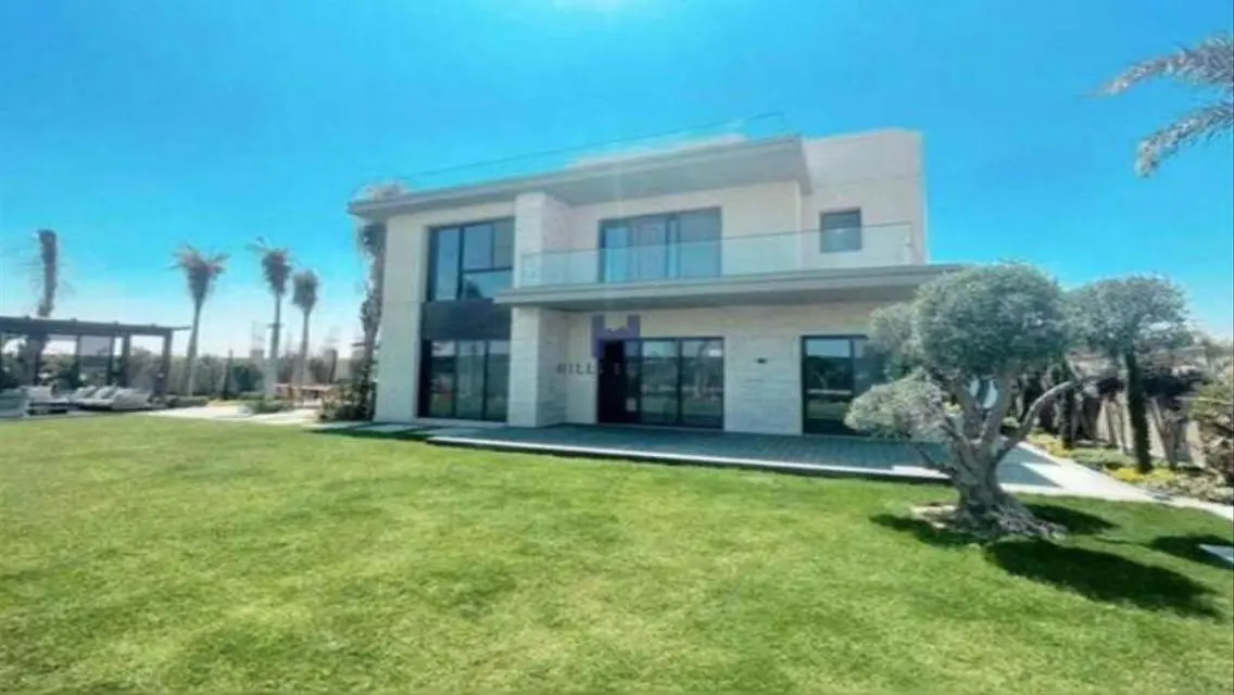 Luxury Villa for Sale with Spacious Layout