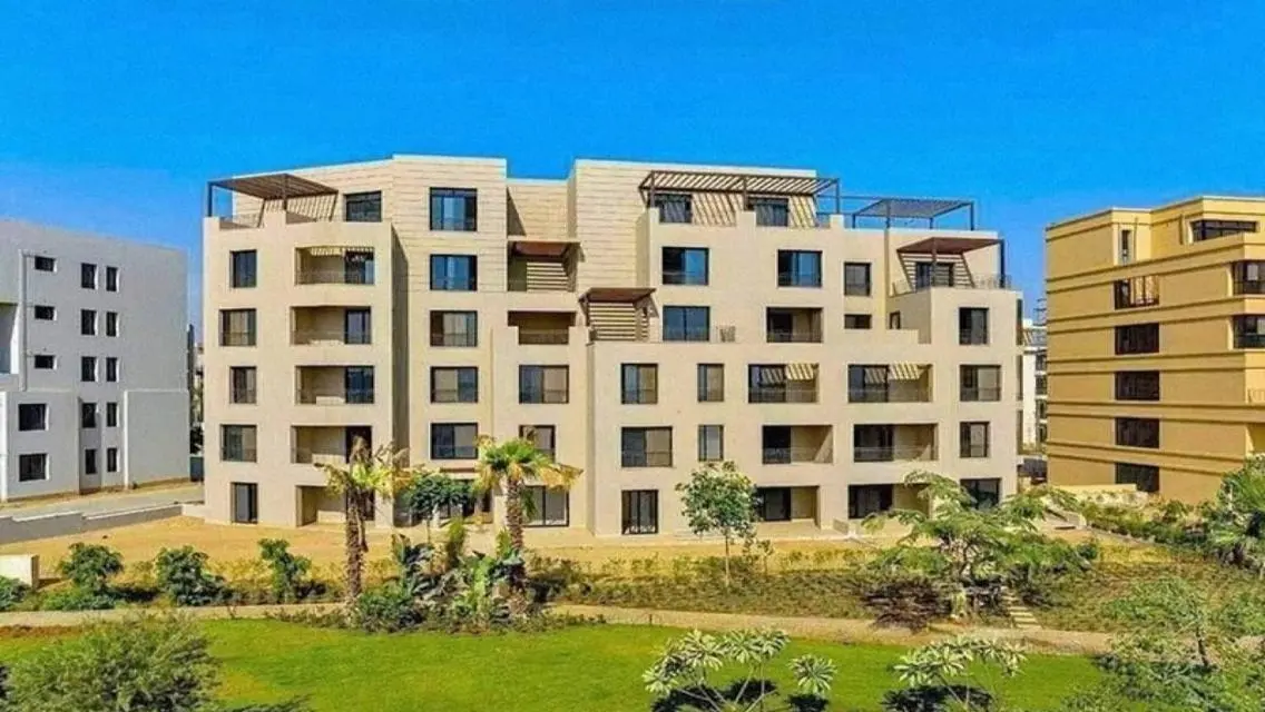 شقة فاخرة في O-West بسعر مميز