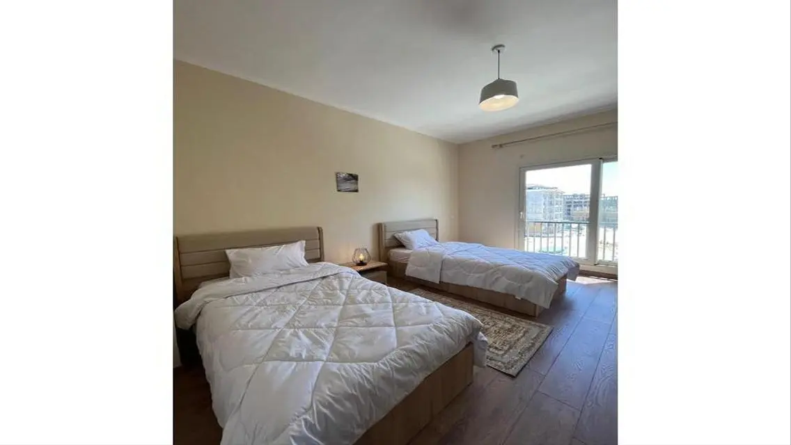 Stunning Apartment for Rent at 90 - 3 Bedrooms and 3 Bathrooms