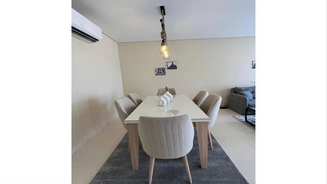 Stunning Apartment for Rent at 90 - 3 Bedrooms and 3 Bathrooms
