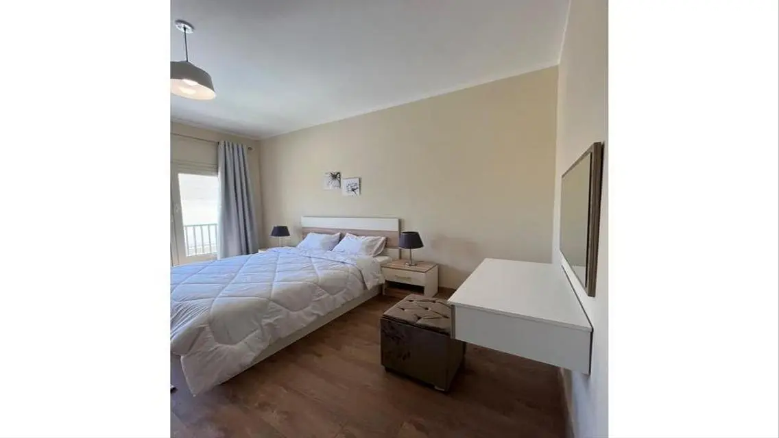 Stunning Apartment for Rent at 90 - 3 Bedrooms and 3 Bathrooms
