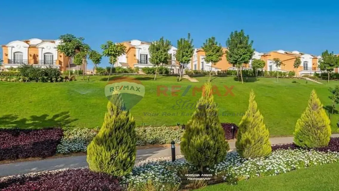 Luxury Apartment with 260 sqm & Private Garden