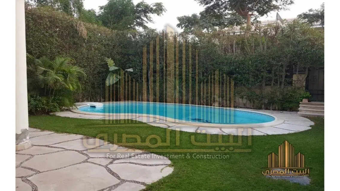 منزل فاخر للبيع في منطقة متميزة