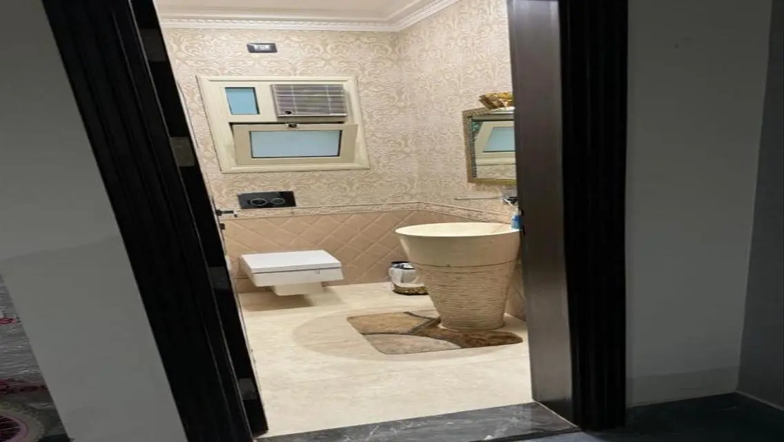 فيلا فاخرة بمساحة 248 متر في موقع متميز