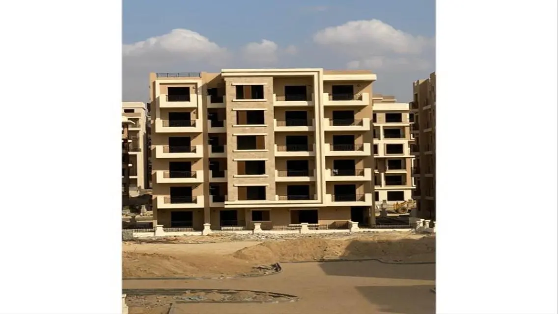 Luxury Apartment in Taj City