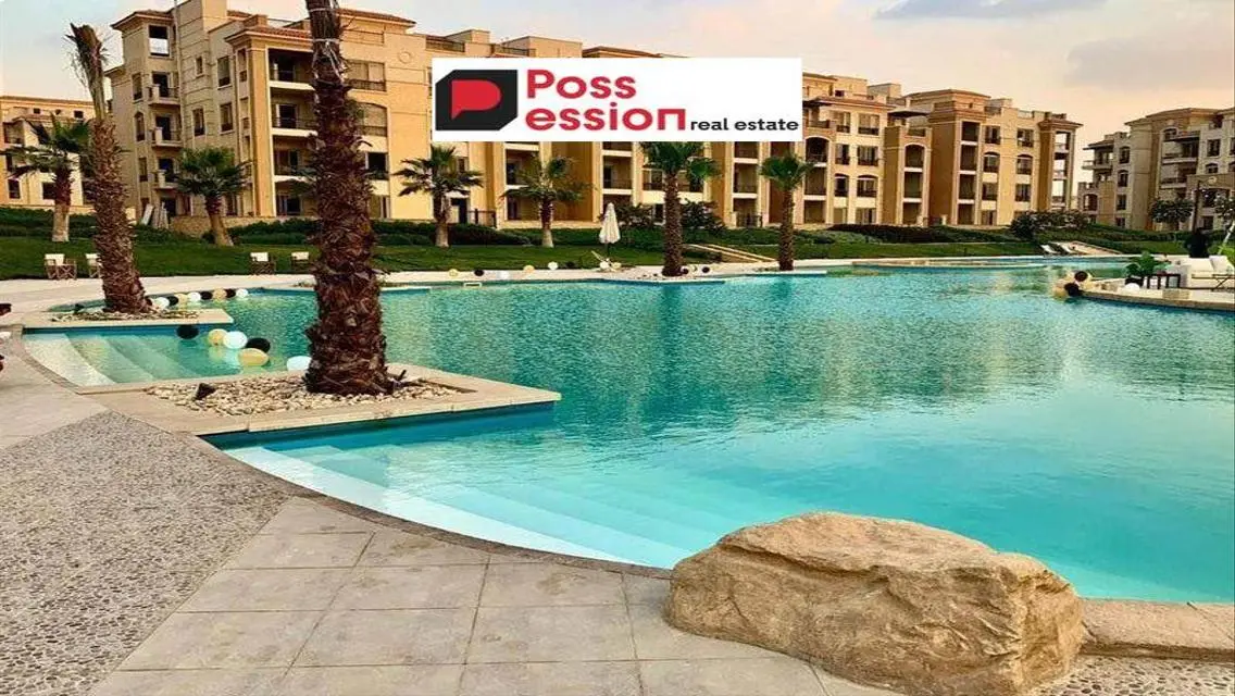 فيلا فاخرة مع ميزات استثنائية للبيع