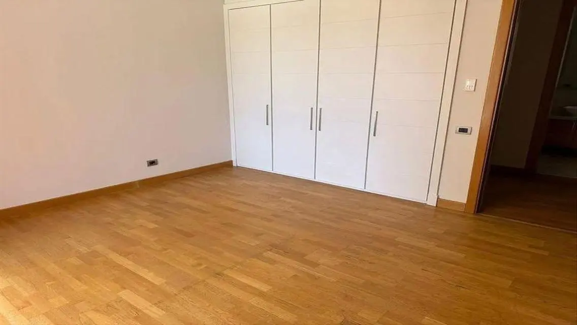 Luxury Apartment for Sale with Spacious Living