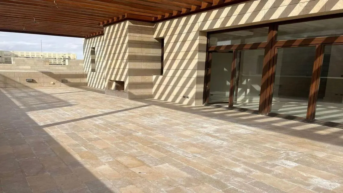Luxury Apartment for Sale with Spacious Living