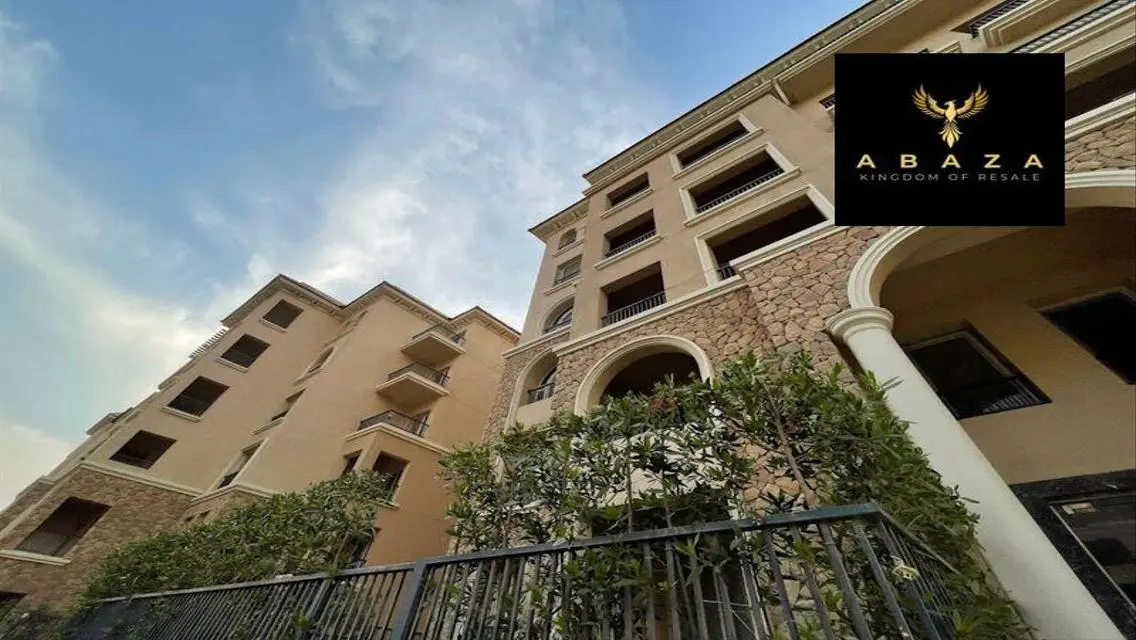 Apartment for Sale: Spacious 1802 Meter with Balcony & Security