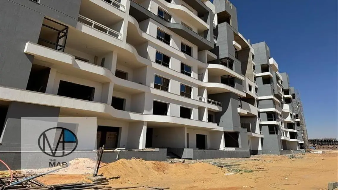فيلا فاخرة بمساحة واسعة مع حديقة خاصة ومسبح