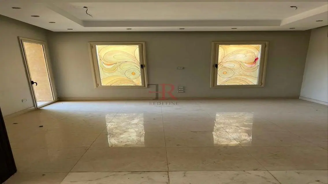 Stunning Apartment for Sale at Codered R206