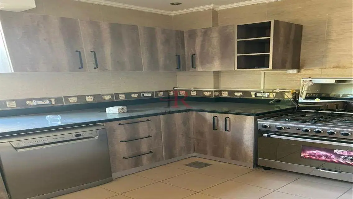 Stunning Apartment for Sale at Codered R206