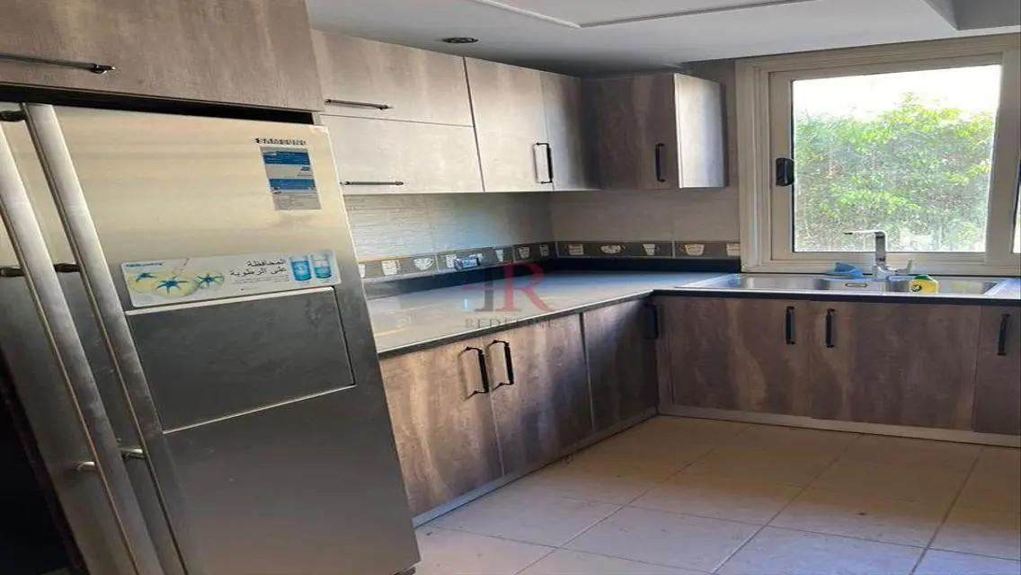 Stunning Apartment for Sale at Codered R206