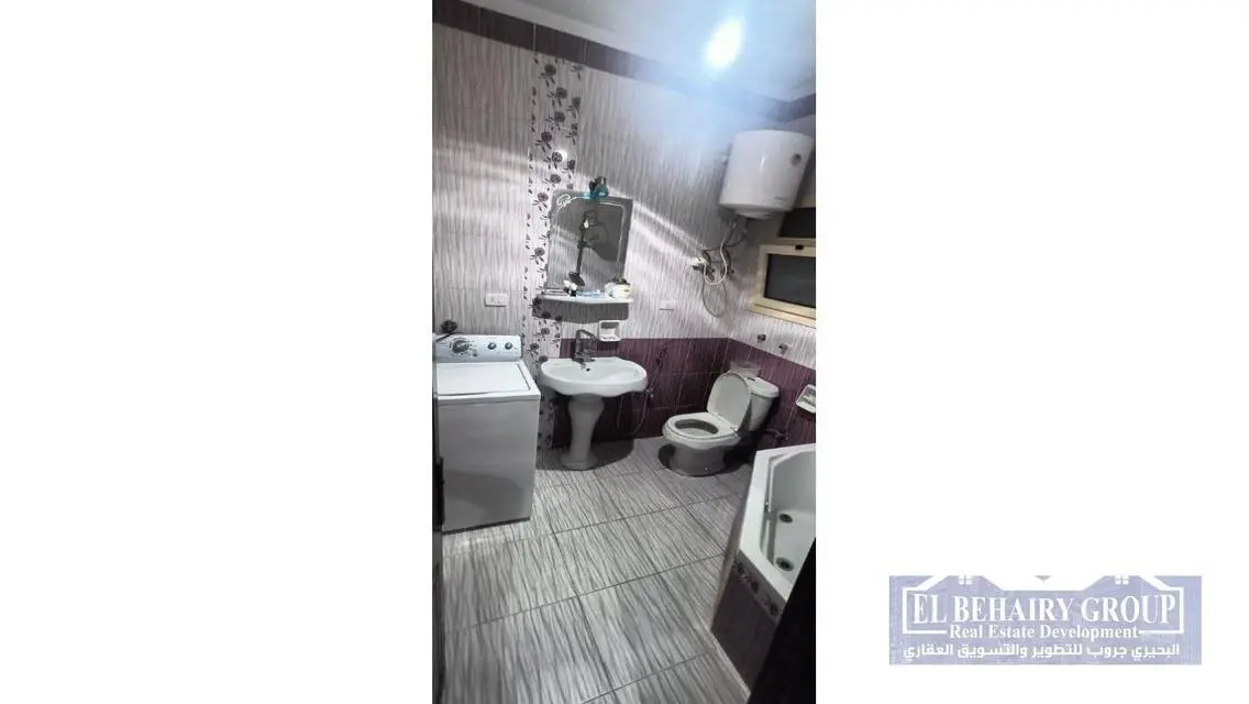 شقة فاخرة للبيع في موقع متميز