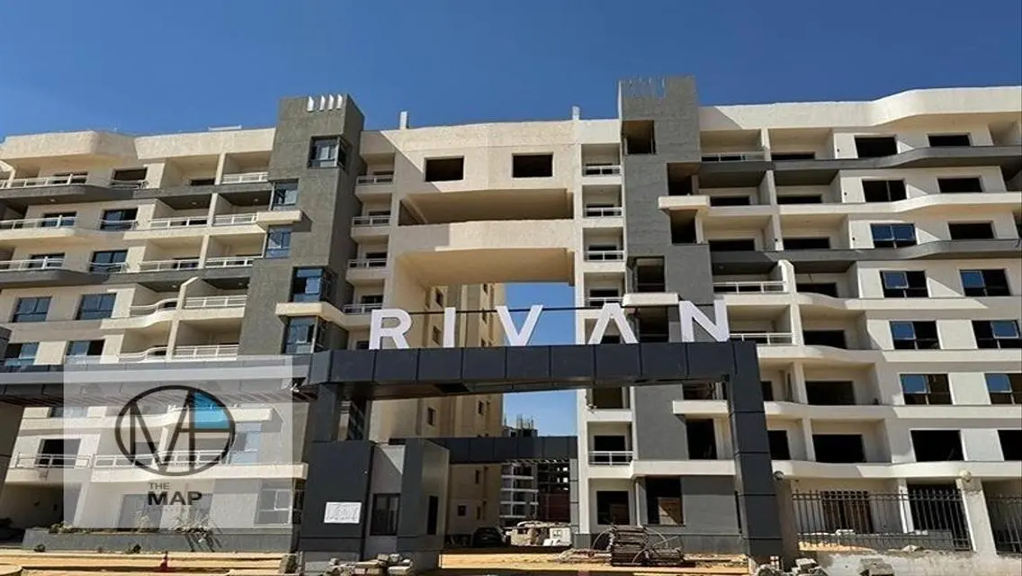 فيلات فاخرة مع حديقة خاصة ومسبح