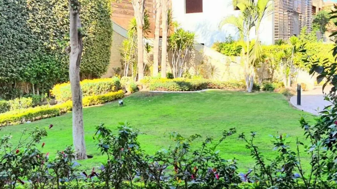 شقة فاخرة للإيجار بتصميم عصري ومرافق متكاملة