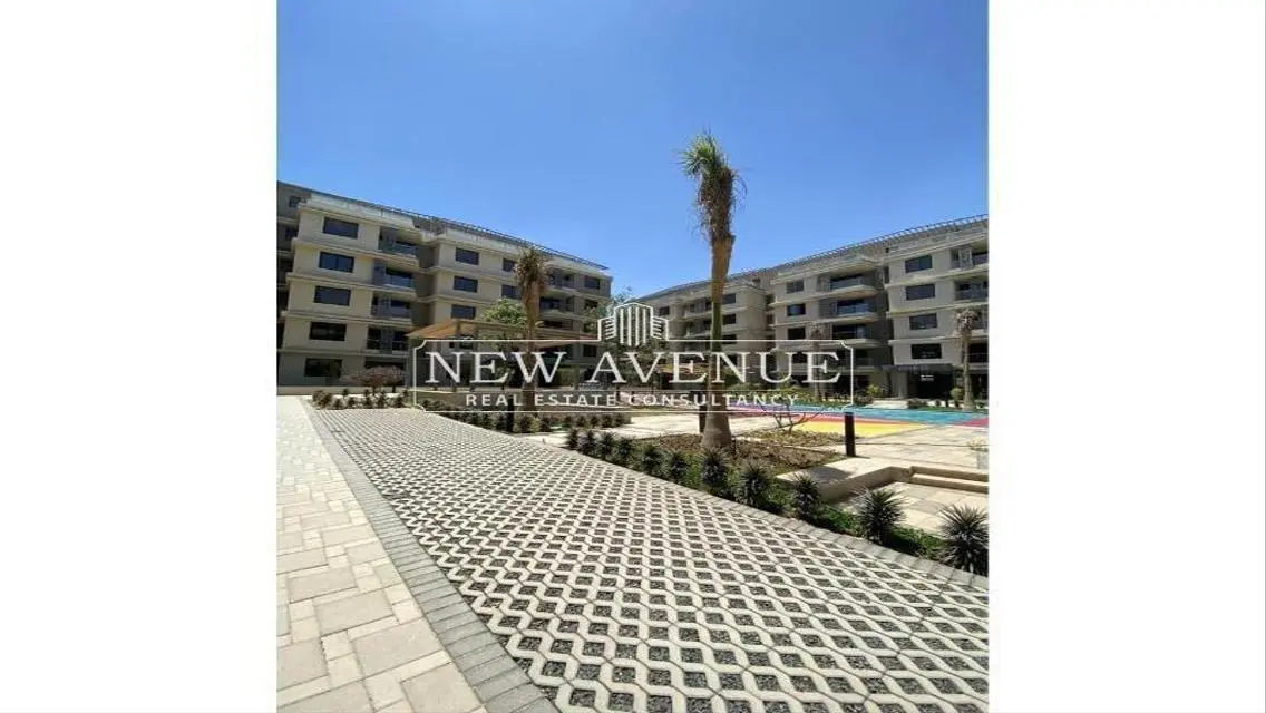 Luxury Villa with Spacious Living and Premium Amenities