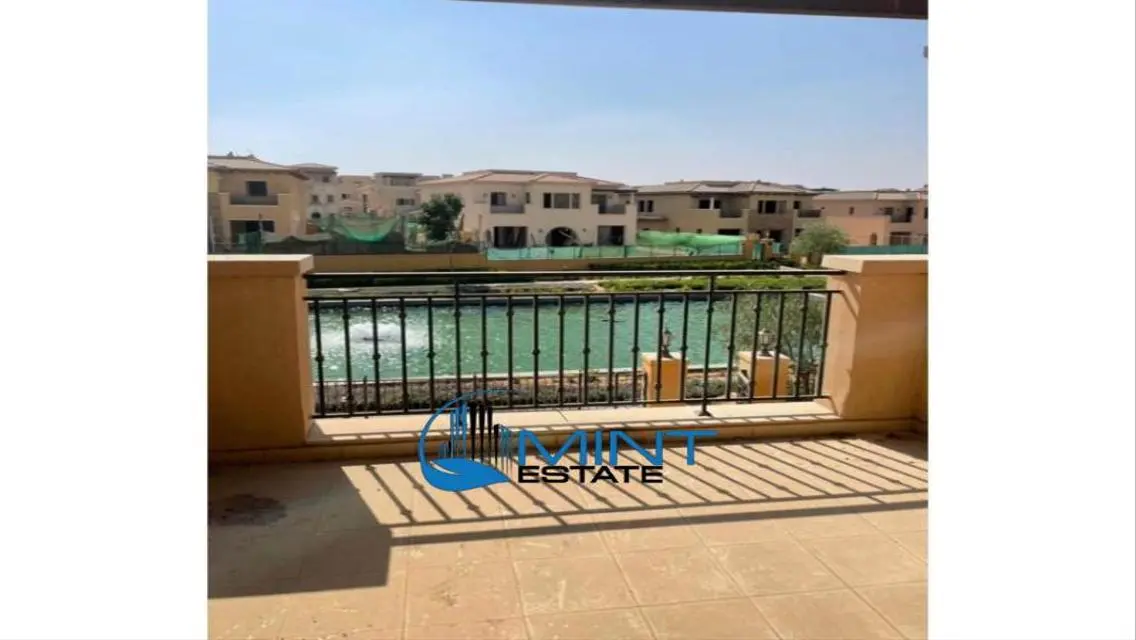 Luxury Apartment with Stunning View in Intrada