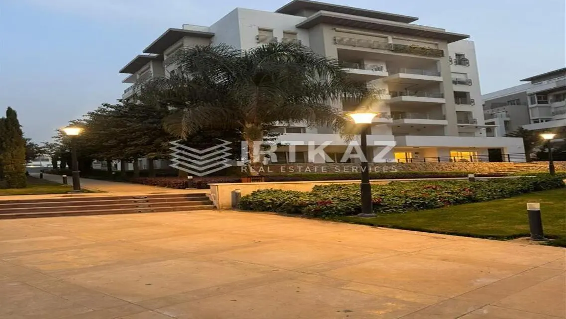Luxury Villa with Balcony and Shared Pool for Sale