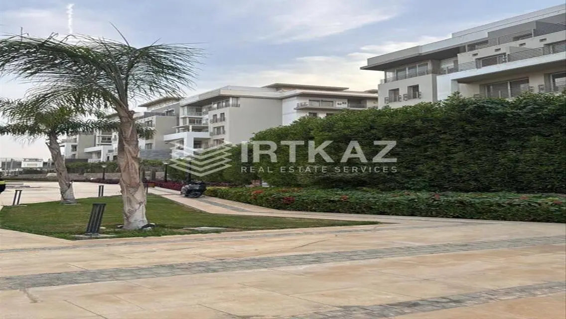 Luxury Villa with Balcony and Shared Pool for Sale