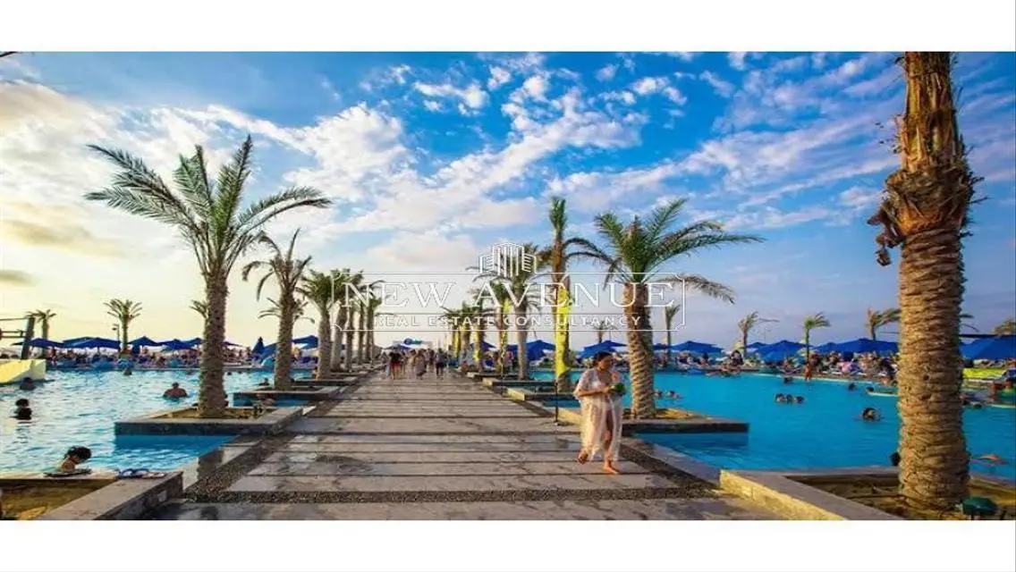 Luxurious Villa with Stunning Views in Prime Location