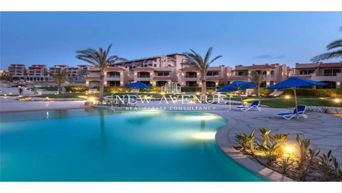 Luxurious Villa with Stunning Views in Prime Location