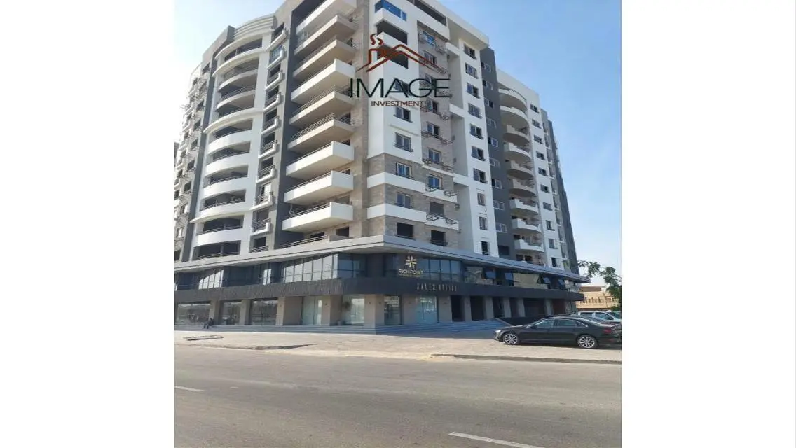 Luxurious Property with Ample Space - Prime Investment Opportunity