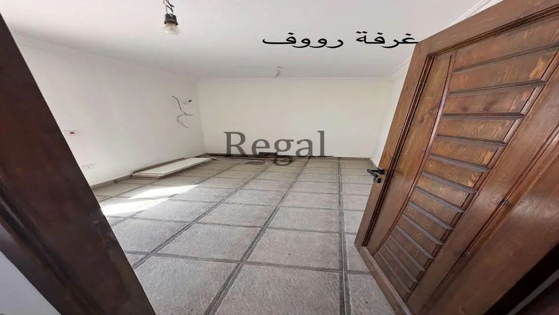 توأم للإيجار في جاردن سيتي مع حديقة خاصة
