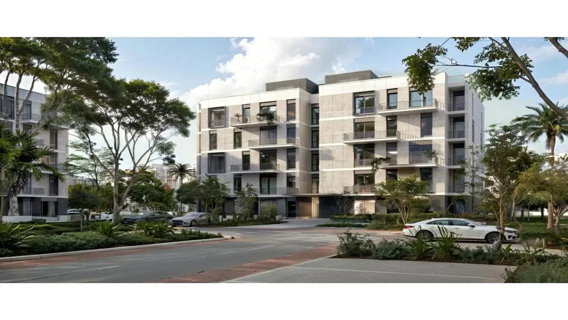 Spacious Apartment with Pool and Additional Amenities