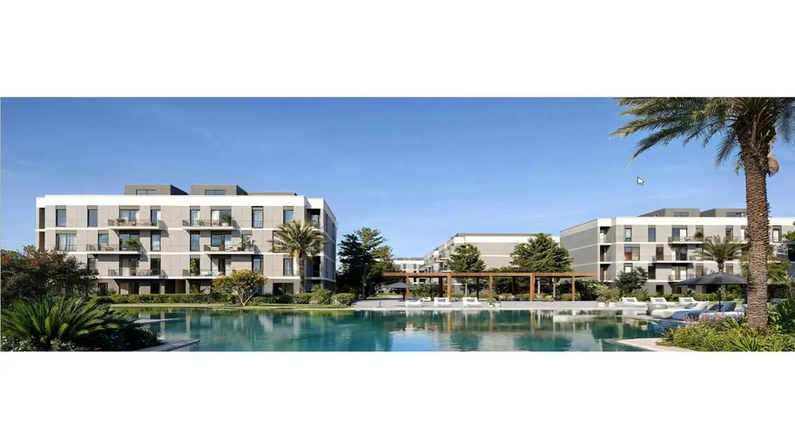 Spacious Apartment with Pool and Additional Amenities