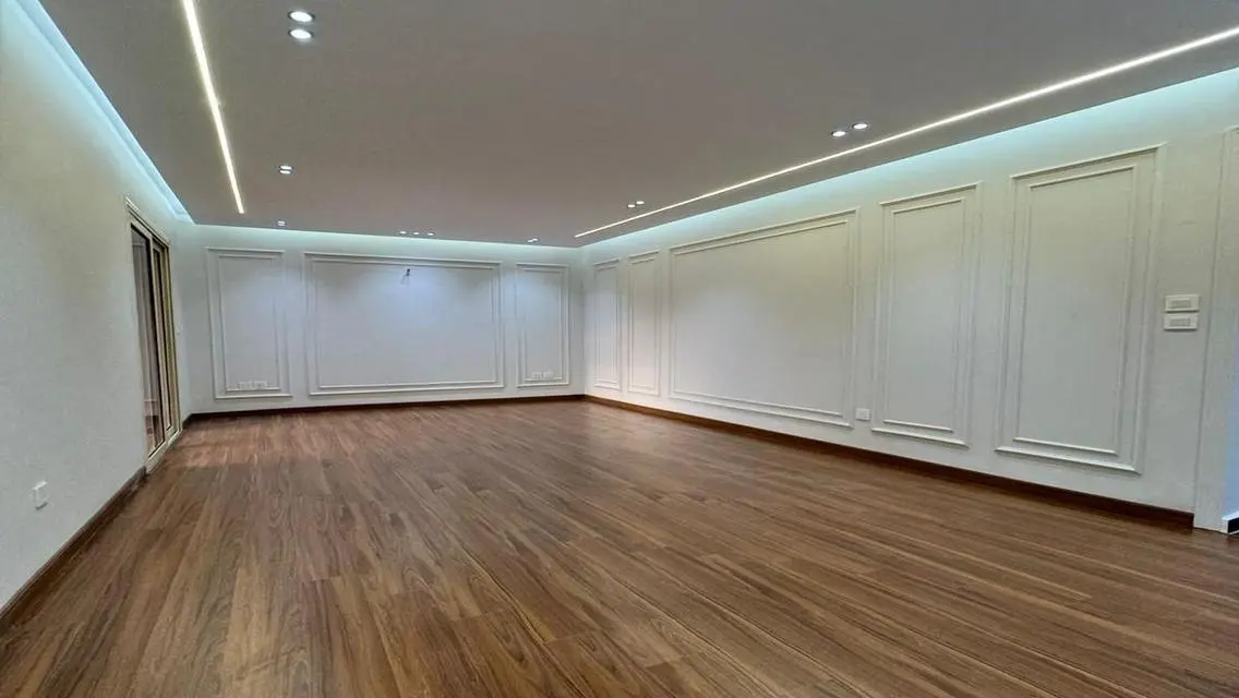 Luxurious Apartment with Lake View for Sale