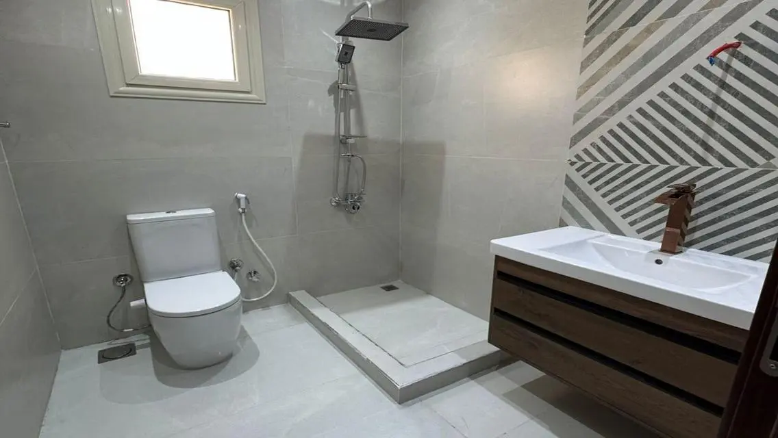 Luxurious Apartment with Lake View for Sale